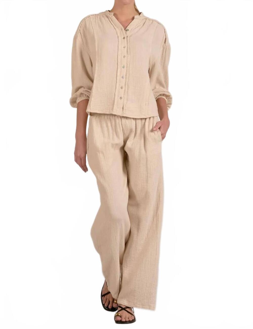 NEW ELAN women's sandy shore blouse in beige